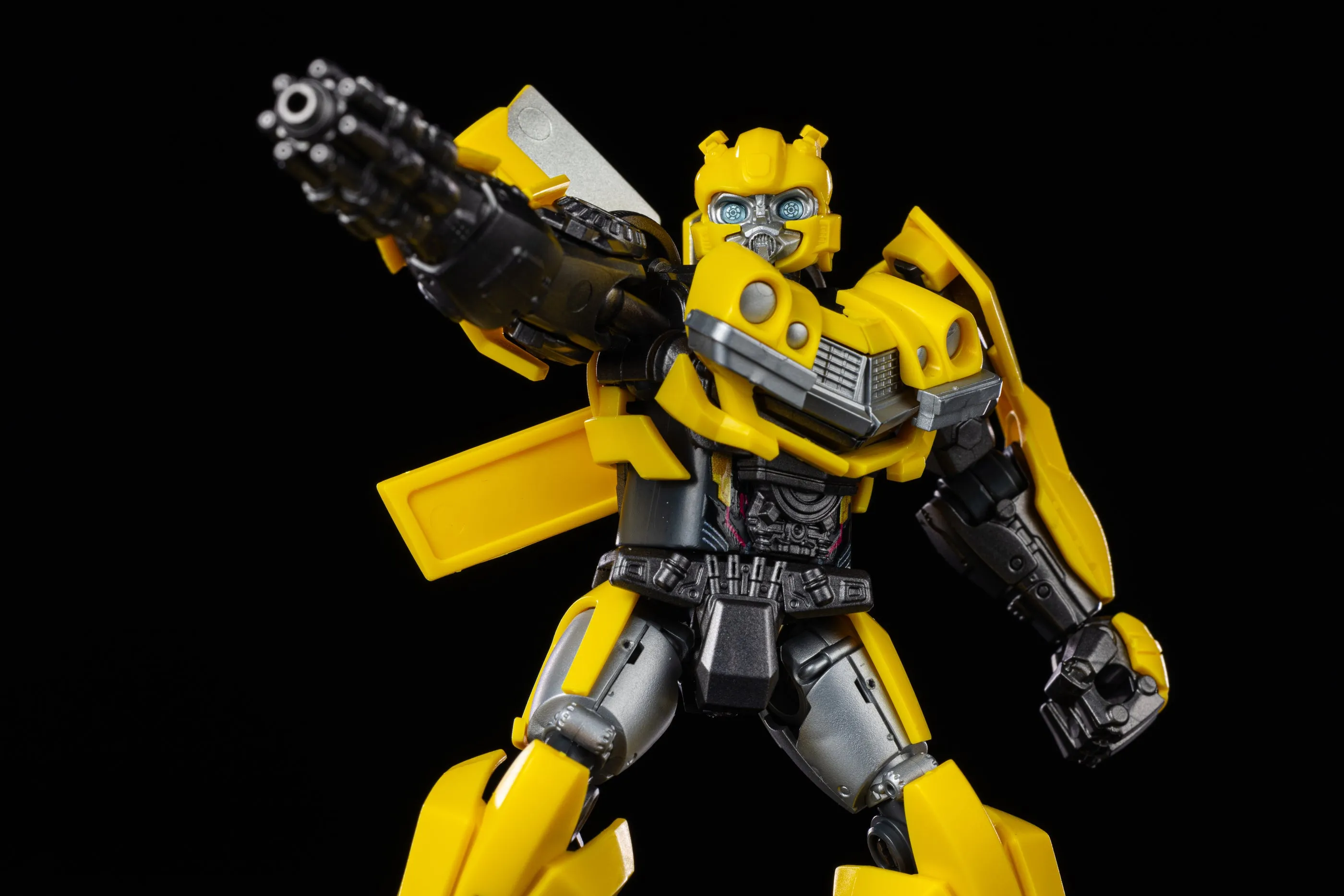 Blokees Transformers Classic Class Bumblebee Model (00832)