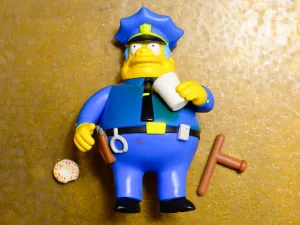 Chief Wiggum - Playmates Simpsons World Of Springfield Vintage Figure
