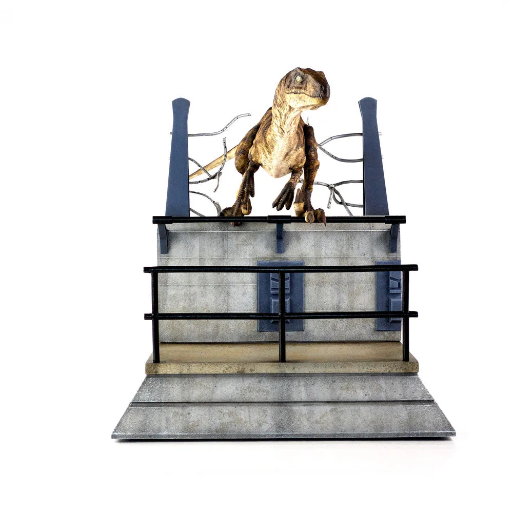 Chronicle Collectibles / Sideshow Collectibles -  Jurassic Park Statue - Breakout Raptor